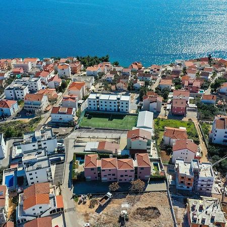Luxury Apartment Pia With Swimming Pool And Grill Trogir Dış mekan fotoğraf