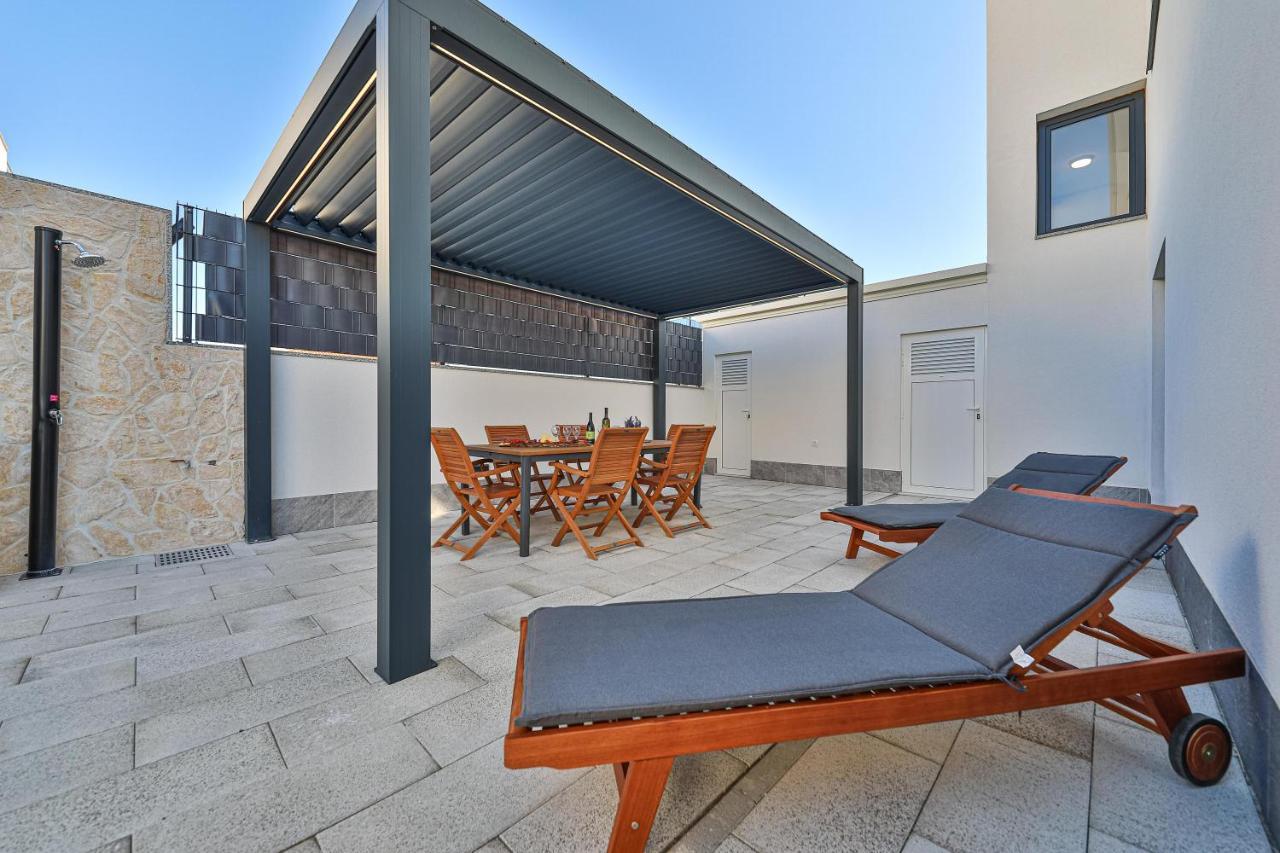 Luxury Apartment Pia With Swimming Pool And Grill Trogir Dış mekan fotoğraf
