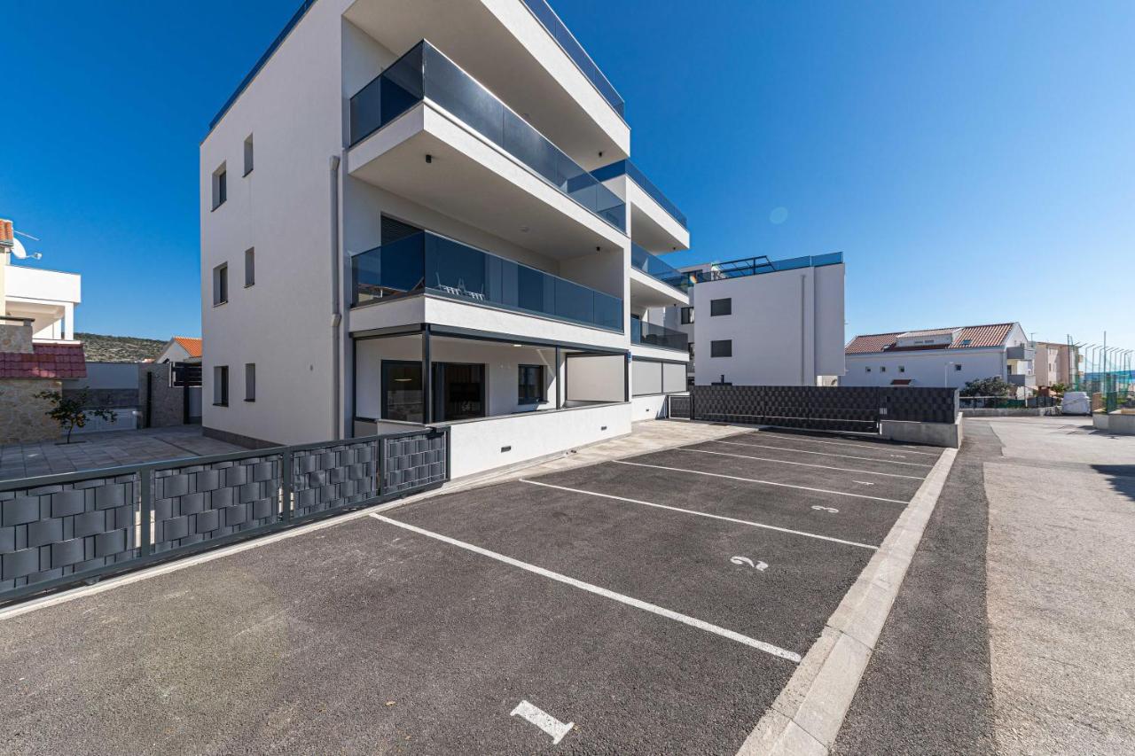 Luxury Apartment Pia With Swimming Pool And Grill Trogir Dış mekan fotoğraf